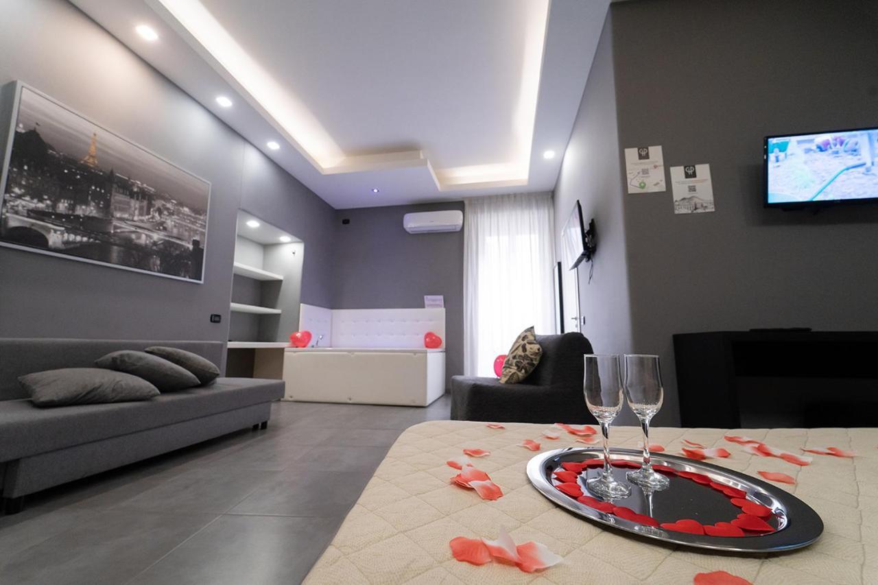 Отель Royal House Napoli Centro, By Clapa Group Экстерьер фото