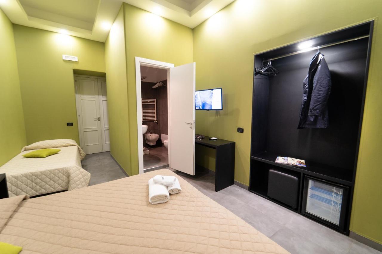 Отель Royal House Napoli Centro, By Clapa Group Экстерьер фото