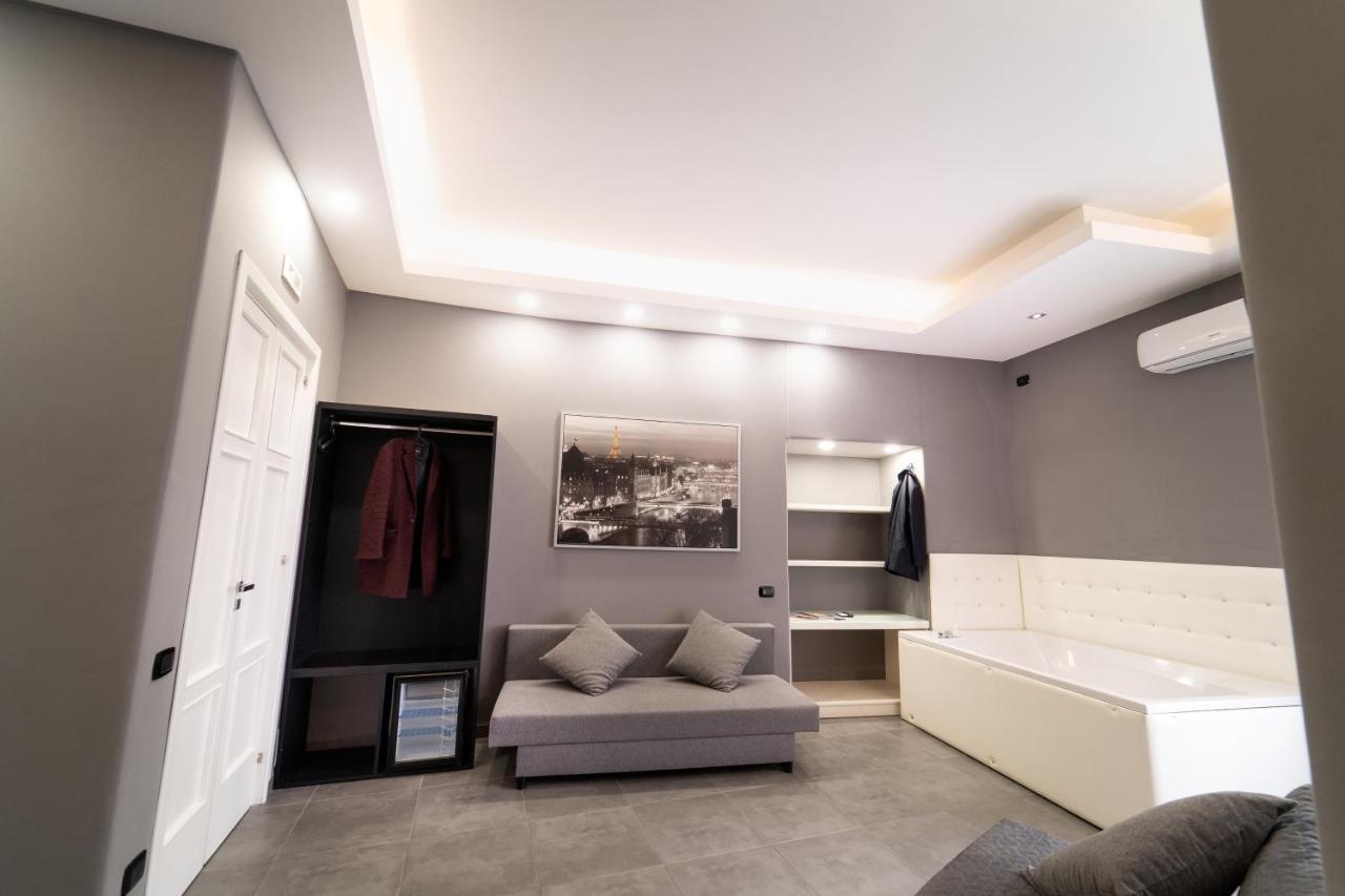 Отель Royal House Napoli Centro, By Clapa Group Экстерьер фото