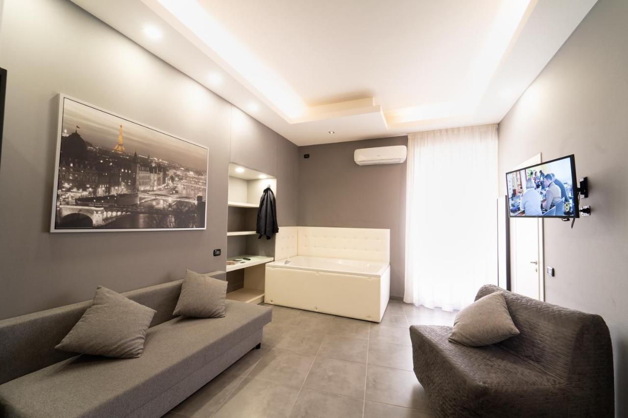 Отель Royal House Napoli Centro, By Clapa Group Экстерьер фото